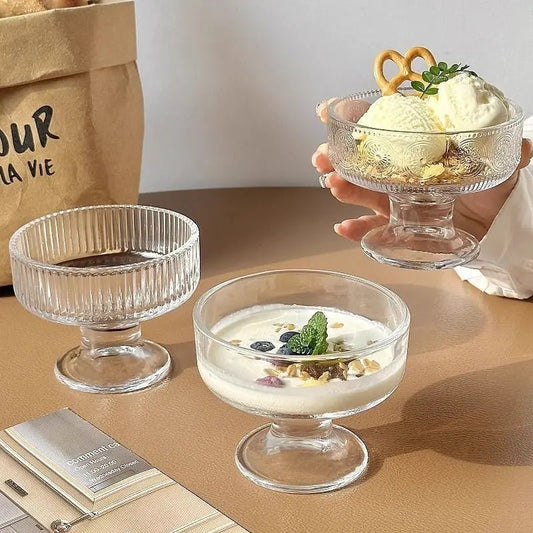 Dessertskåler på stett – hovedbilde