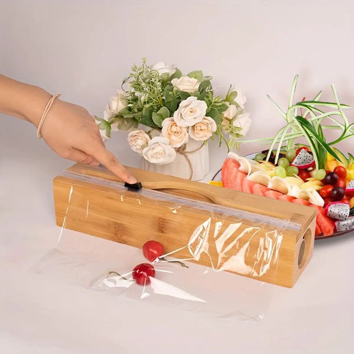 Bambusdispenser for folie og plastfilm - Til Kjøkkenet