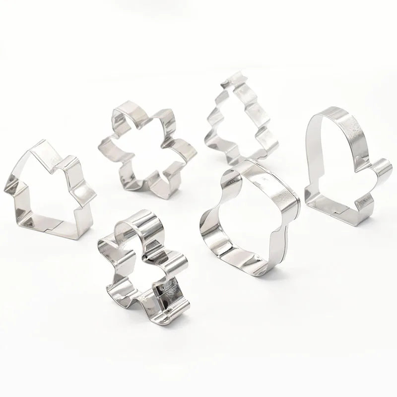5Pcs Christmas Cookie Cutter Set Gingerbread Man Xmas Tree Biscuit Mold Stamp 2024 Christmas Party New Year Baking Accessories - Til Kjøkkenet