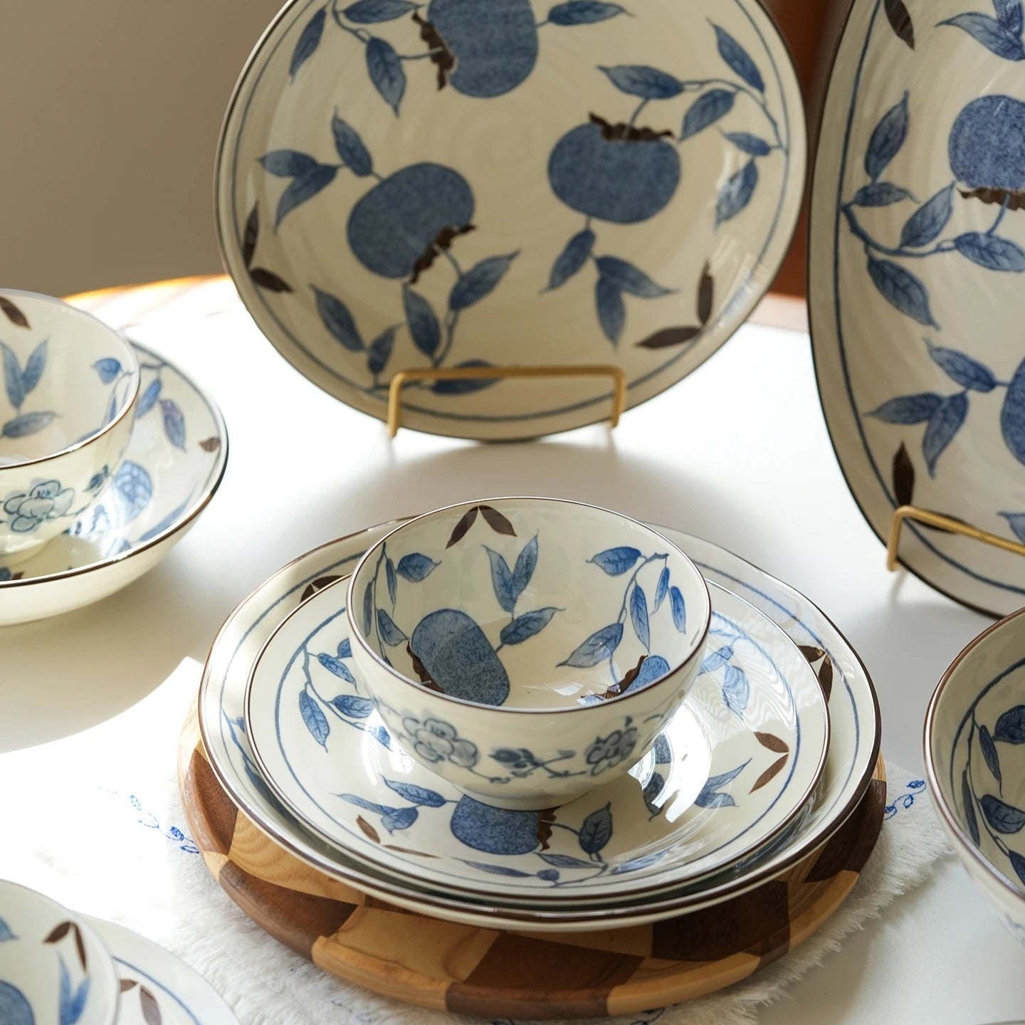 Serveringsservise med blått mønster - Til Kjøkkenet