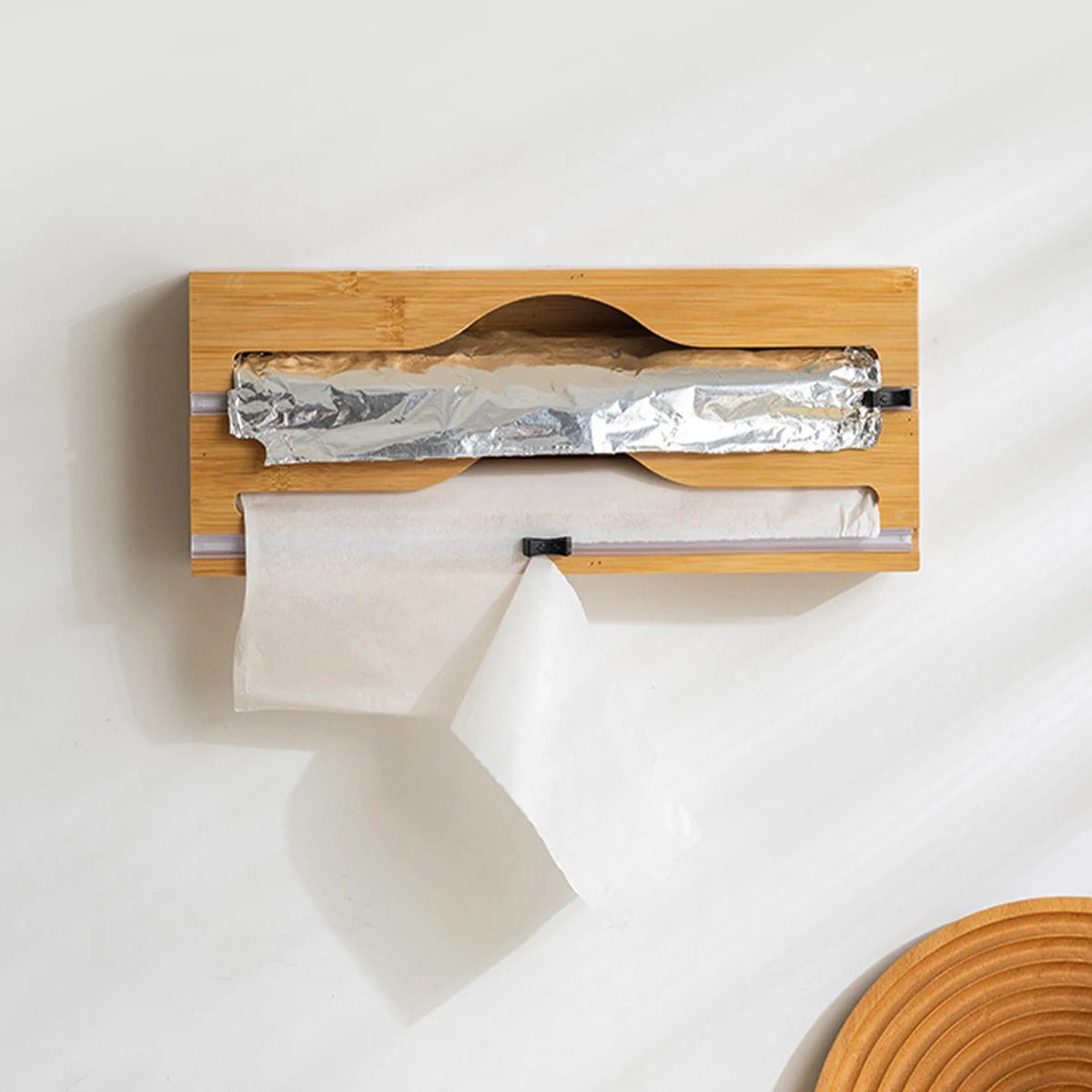 Bambusdispenser for folie og plastfilm - Til Kjøkkenet