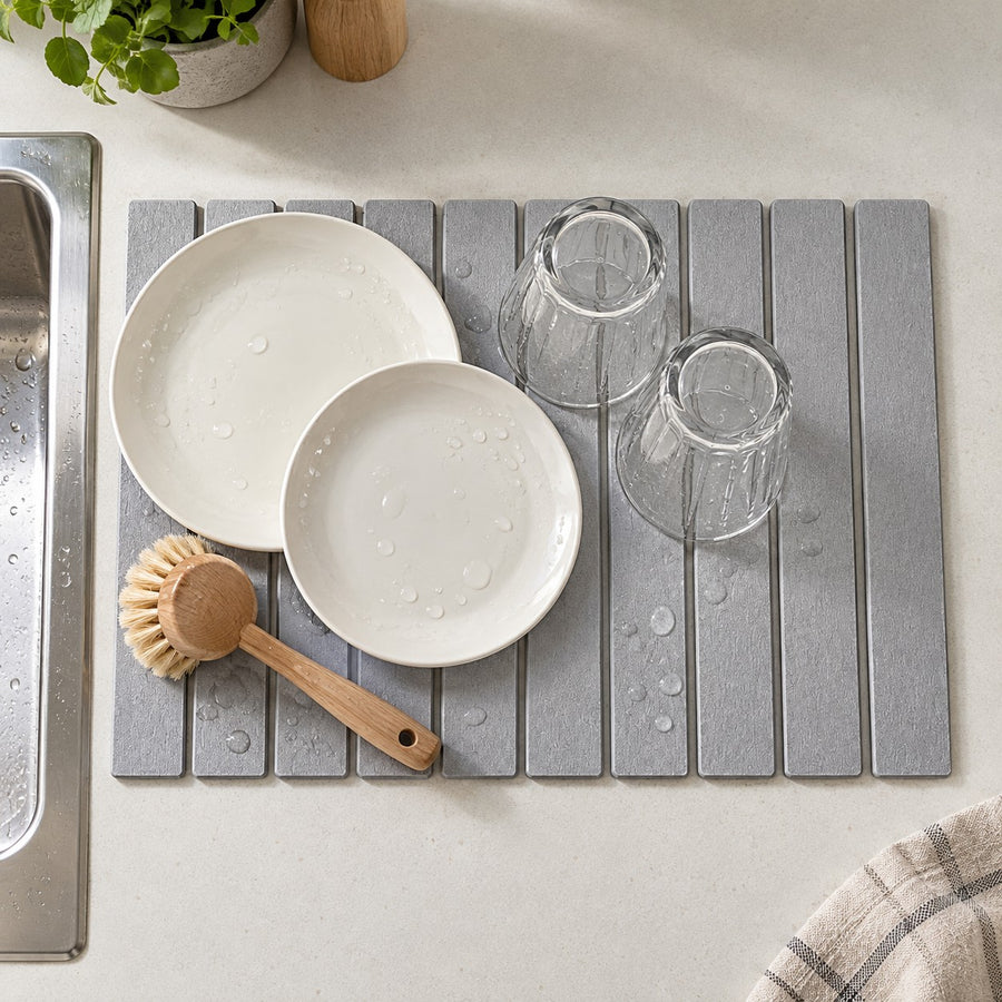 Put the dishes on the mat